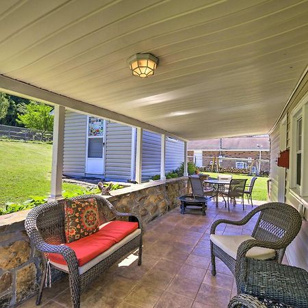 Cozy Damascus Cottage With Porch And Trail Access! Extérieur photo