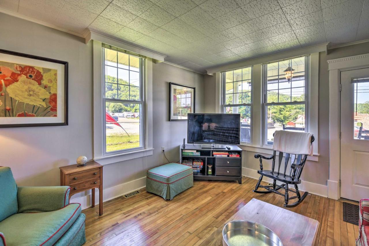 Cozy Damascus Cottage With Porch And Trail Access! Extérieur photo